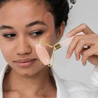 Rodillo de Jade para Masaje Facial - 7.99 € Rodillo de Jade para Masaje Facial