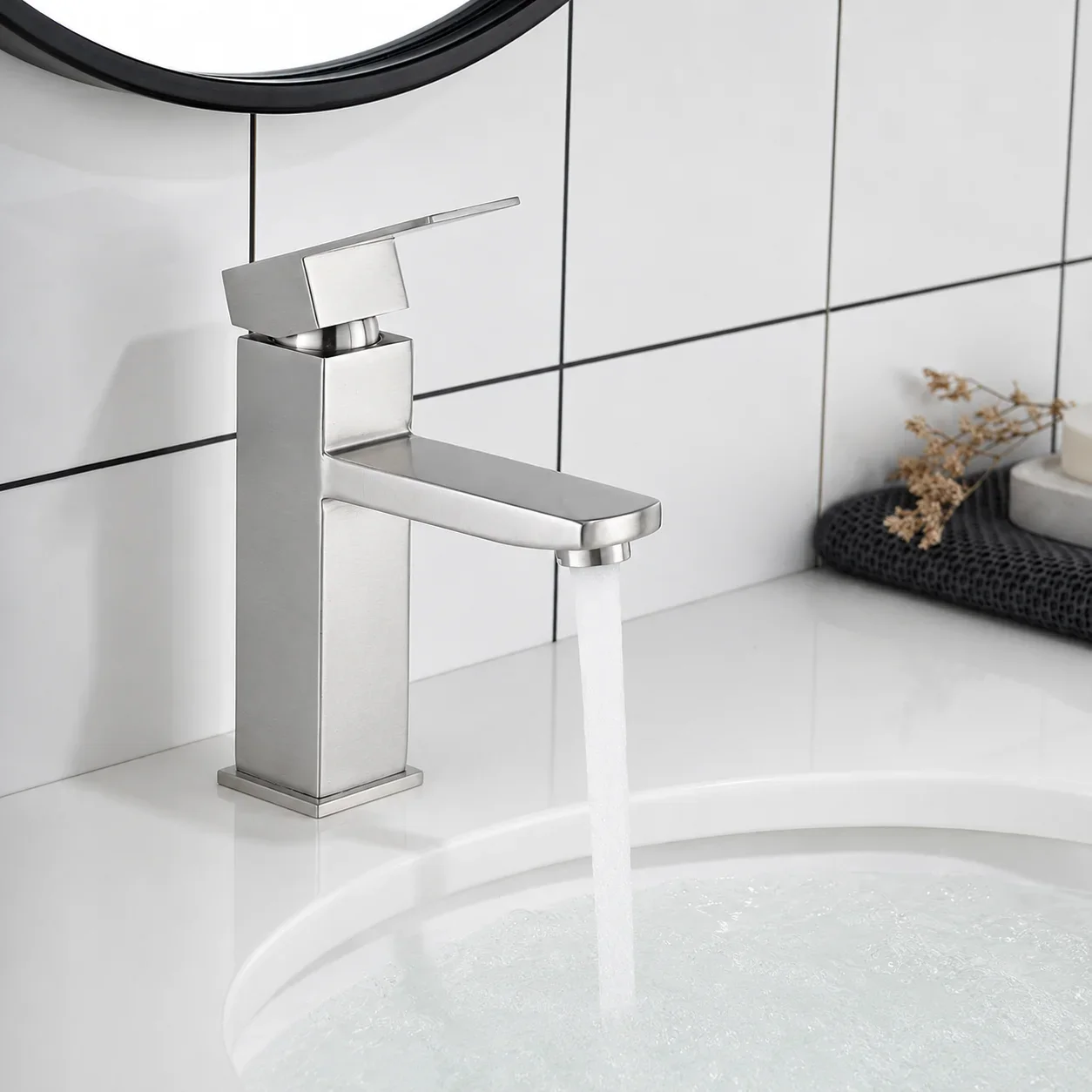 Bathroom Sink Faucet Stainless Steel Hot Cold Mixer Tap Single Handle Washbasin Tap for Vanity