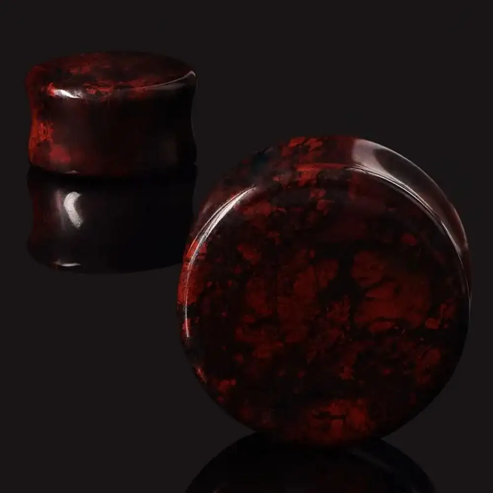 2pcs Vintage Punk Style Natural Red Stone Ear Plugs Solid Unpolished Stone Ear Expanders for Daily Wear Music Festivals Holiday