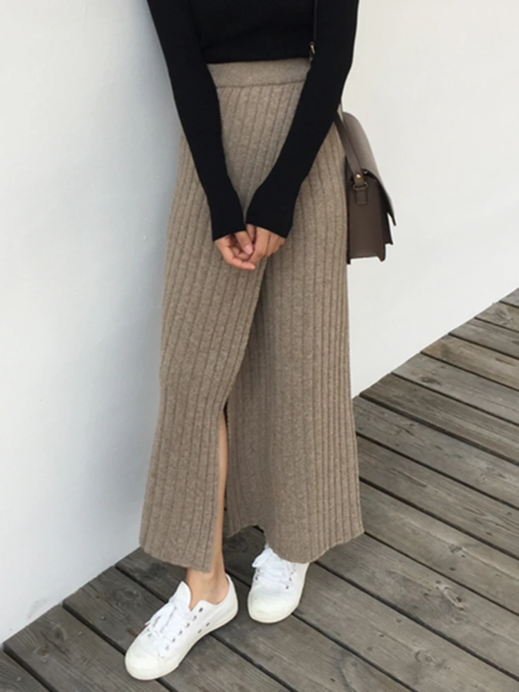 Colorfaith New 2022 Knitting Chic Straight Korean Fashion Split Harajuku Elegant Vintage Spring Winter Women Long Skirts SK1967