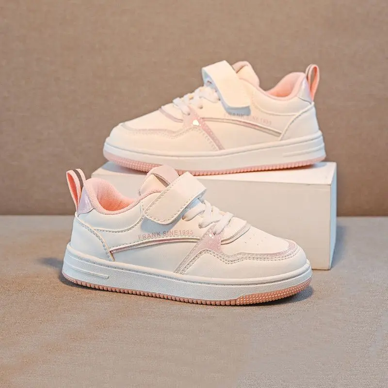 New 2026 Spring Autumn Girls Breathable White Casual Sneakers Kids Versatile Trendy Sport Skate Shoes for School