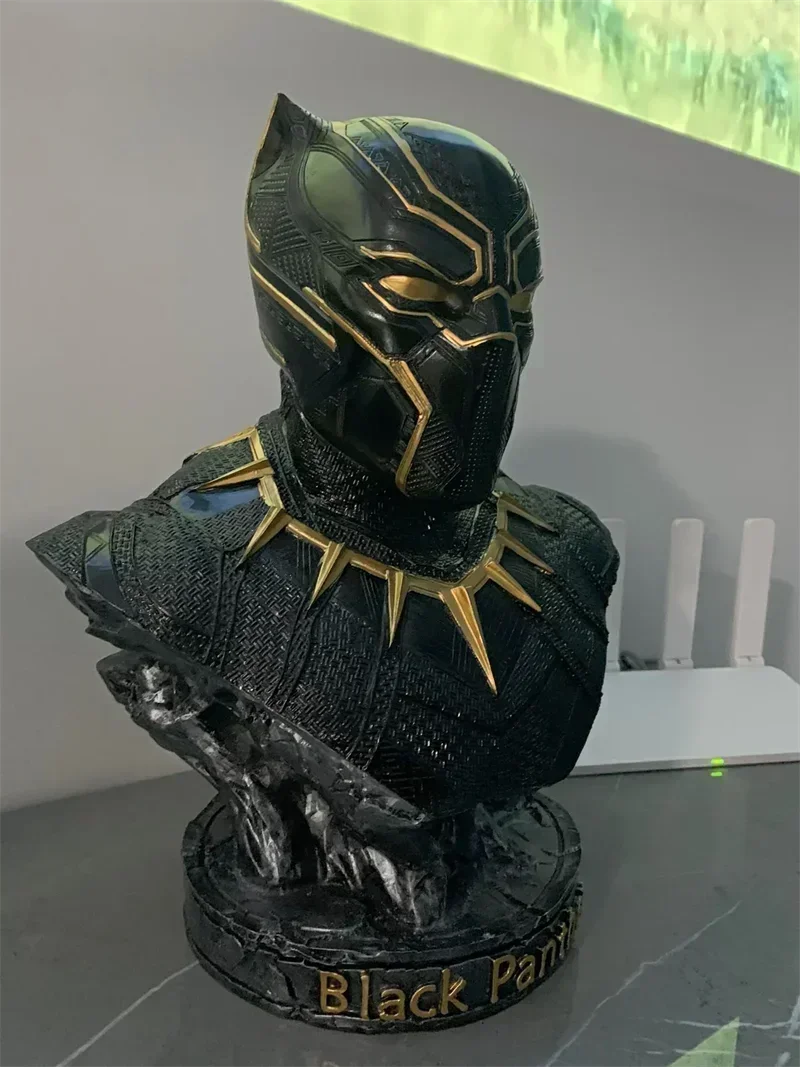 Marvel Avengers Black Panther Gold Edge Bust Resin Statue Anime Peripheral Model Living Room Ornament Collection Kids Toy Gift