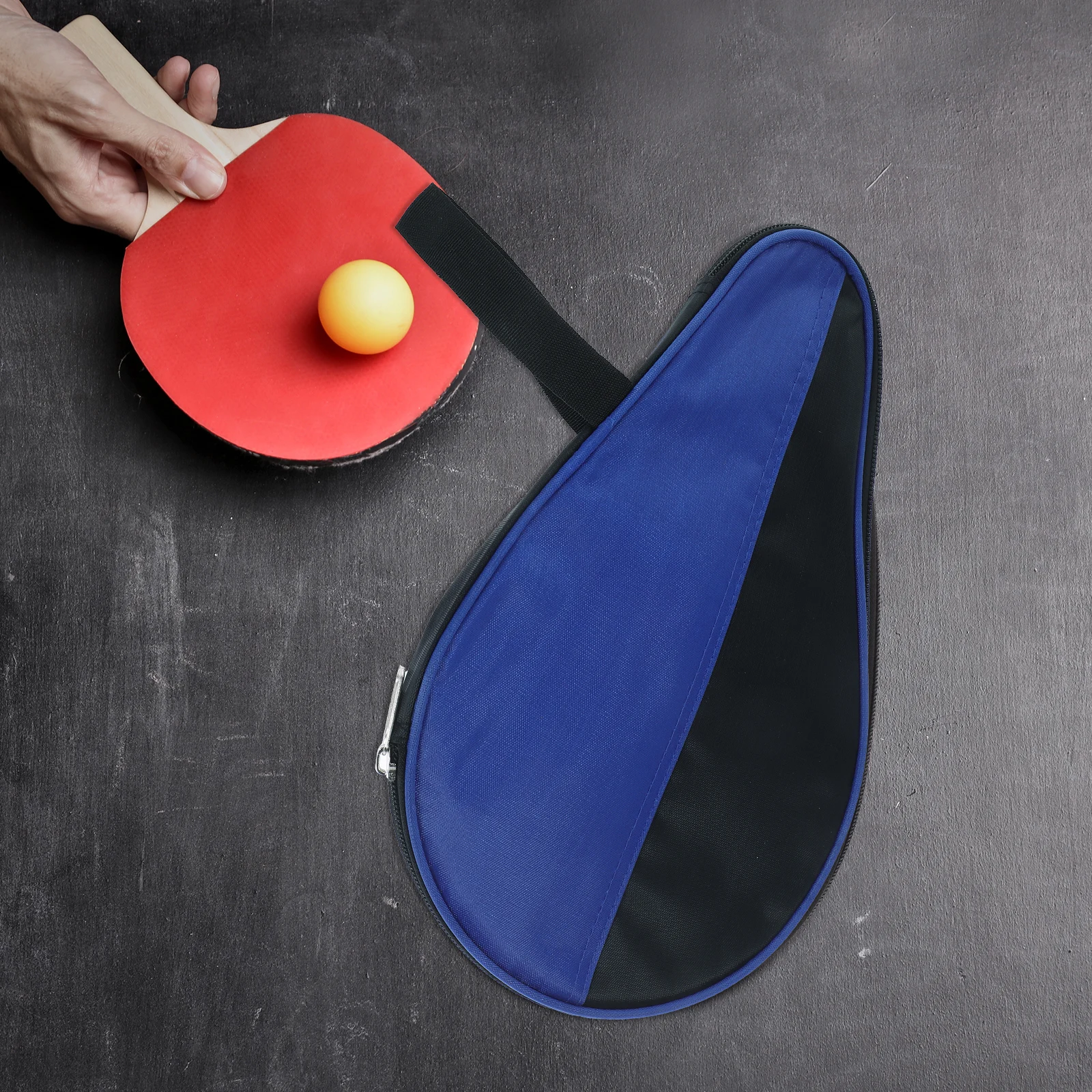 

Table Tennis Paddle Case Black Gourd Shape Bag for 1 Racket 3 Balls Lightweight Durable Oxford Cloth Smooth Zipper Practical