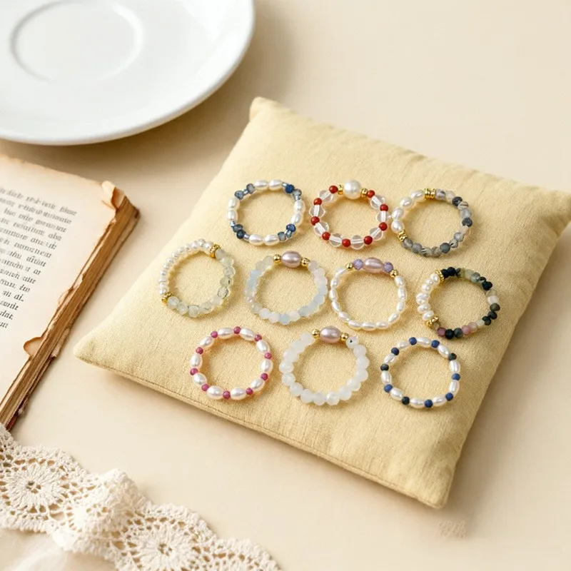 French-style light luxury, minimalist, unique, natural pearl hand-strung elastic ring.