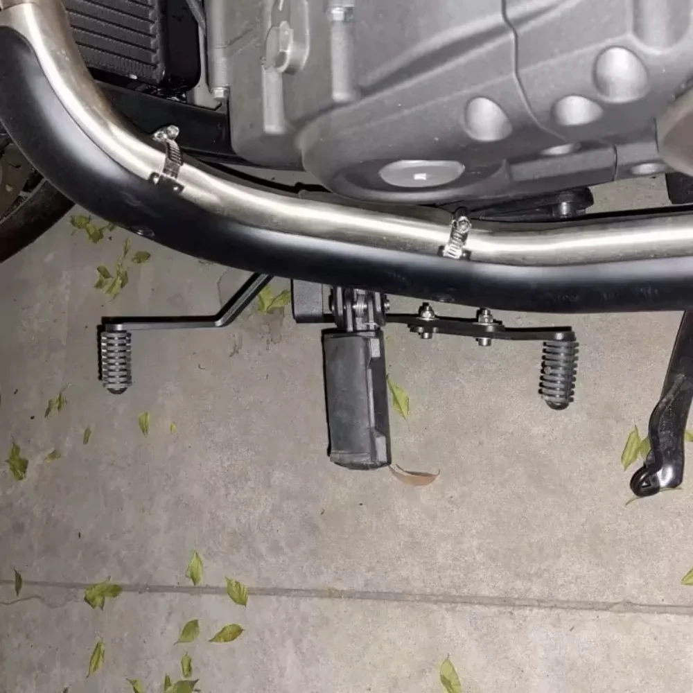 For QJMOTOR 300SRV SRV350 gear lever QJMOTOR 300SRV SRV300 modified parts front and rear step shift lever hanging position
