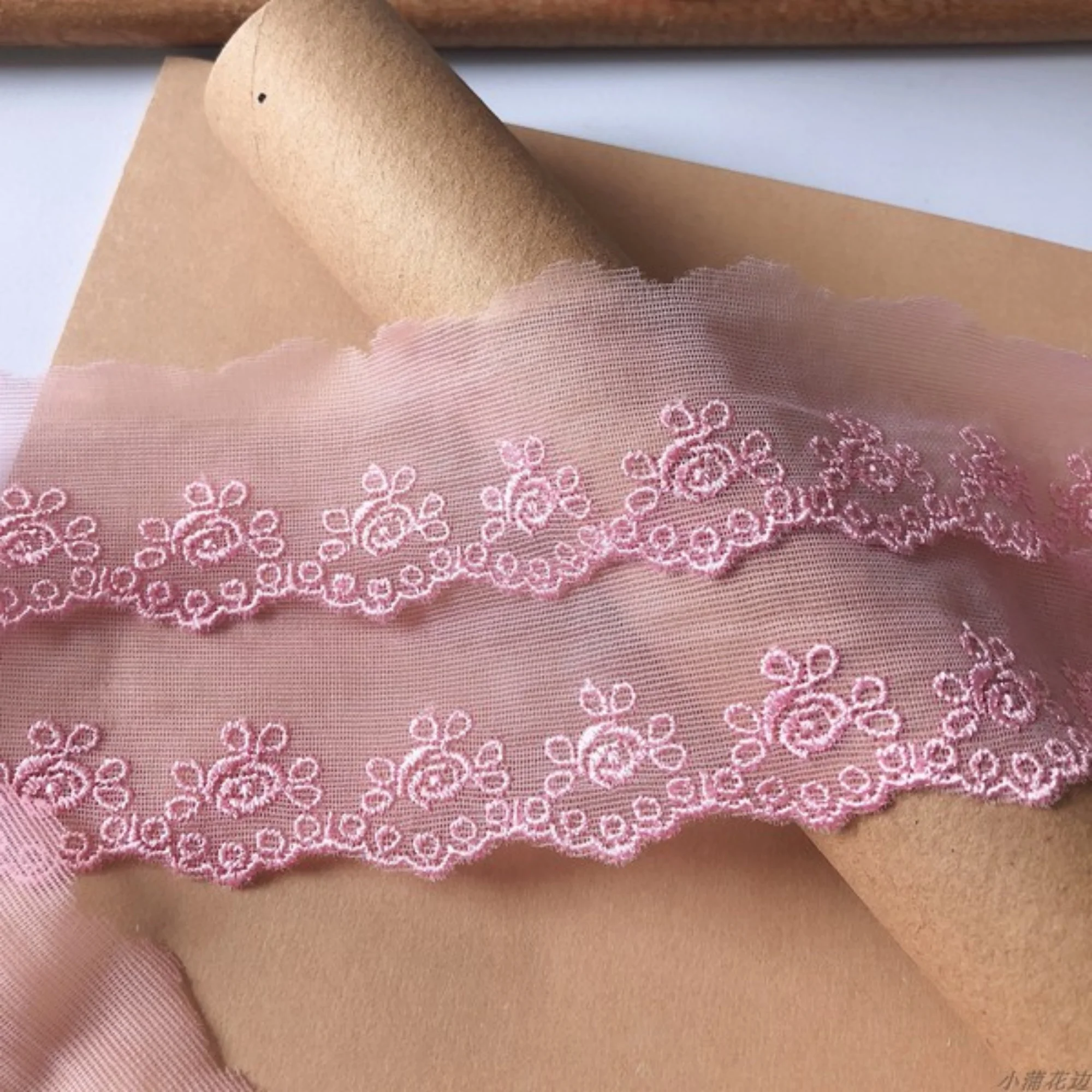 Larghezza 4 cm finiture in pizzo rosa, pizzo ricamato con fiori, finiture in pizzo floreale per velo da sposa, pizzo smerlato, pizzo per abito fai da te