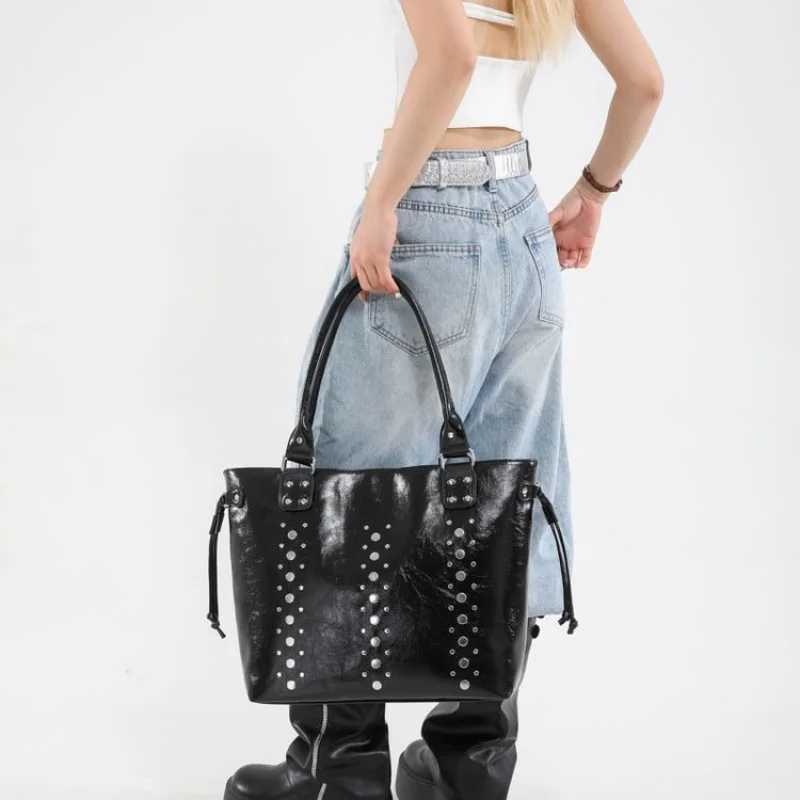 

Luxury Brand Women's Leather Crossbody Bag Elegant Shoulder Purse, Classic Designer Handbag For Ladies, Stylish Tote Messenger B