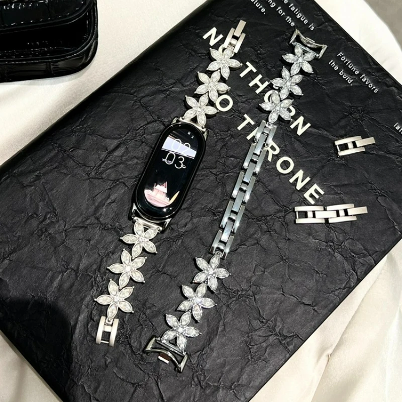 Sparkling Crystal Floral Watch Bracelet for Xiaomi 8 9 10 Ladies Metal Chain Strap for Miband 10 9 8 Smartband Jewelry Accessory