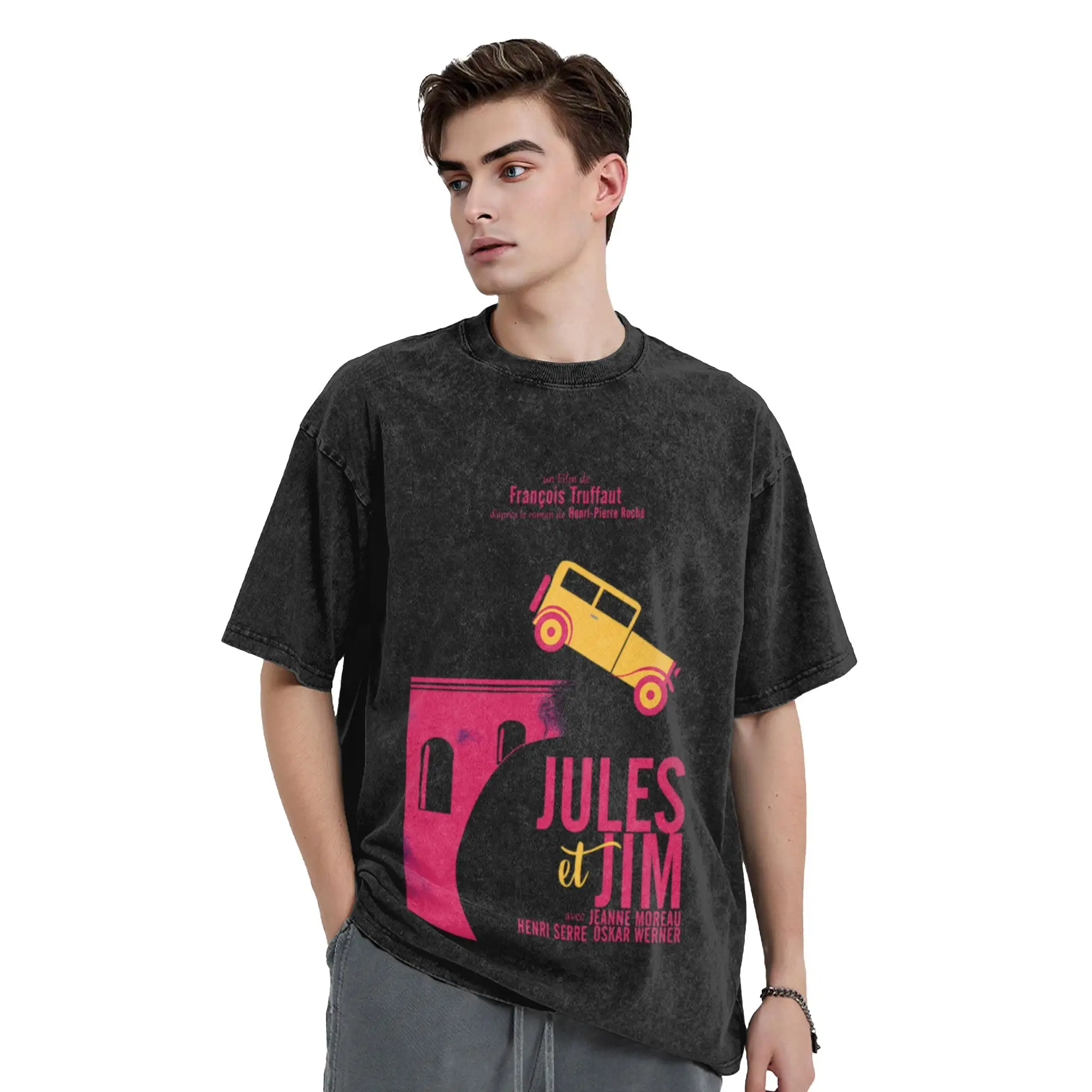 Jules et Jim  minimalist movie poster for Fran ois Truffaut film with Jeanne Moreau (french new wave cinema)  T-Shirt Oversized