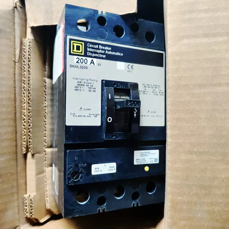 SQUARE D SKHL3200  3P  200A