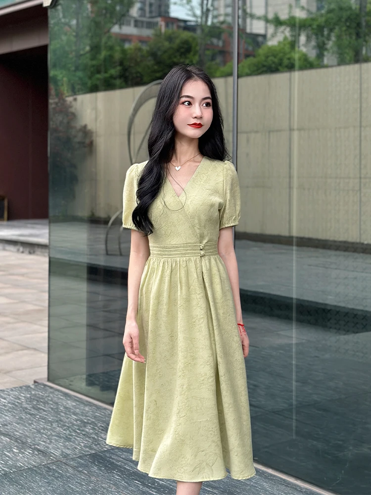 

Xiaona Pepper Little Figure【Dew Mint】Новое китайское платье в простом стиле, тонкое, с V-образным вырезом, с завышенной талией, А-силуэт...