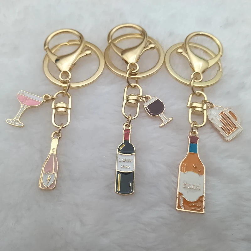 Creative Drink Beer Keychain Enamel Pendant Backpack Keyring Best Friend Ornament Car Keychain Couple Gift Original Design