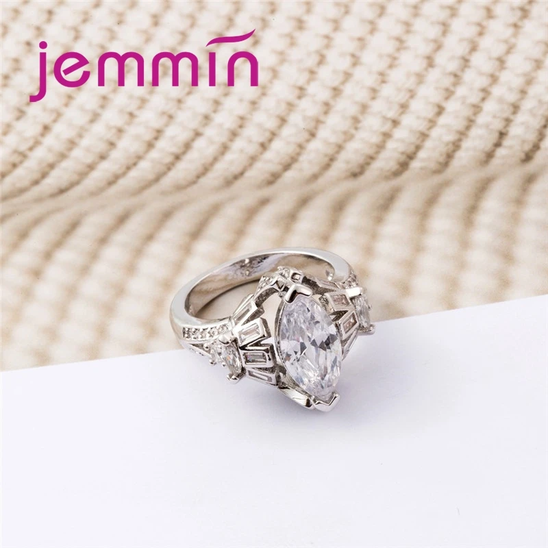 

Popular Jewelry Big Oval White CZ 925 Sterling Silver Ring Women Wholesale Geometric Ornaments Women Fashion Jewelry