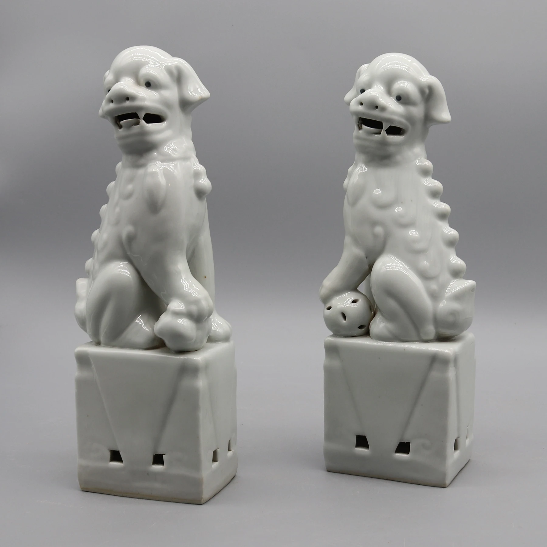 Paar Foo Dogs, Fu Dogs, Buddha Dogs, chinesische Wächterlöwen, Keramikskulptur, Heimdekoration – Detail 24