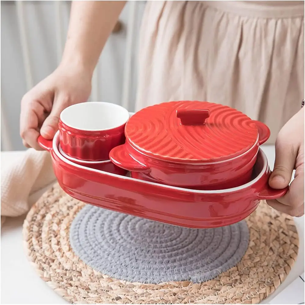 

5-Piece Ceramic Non-stick Bakeware Set: Red Oven-Safe Baking Dishes for Bread, Lasagna, Roasting, and Desserts