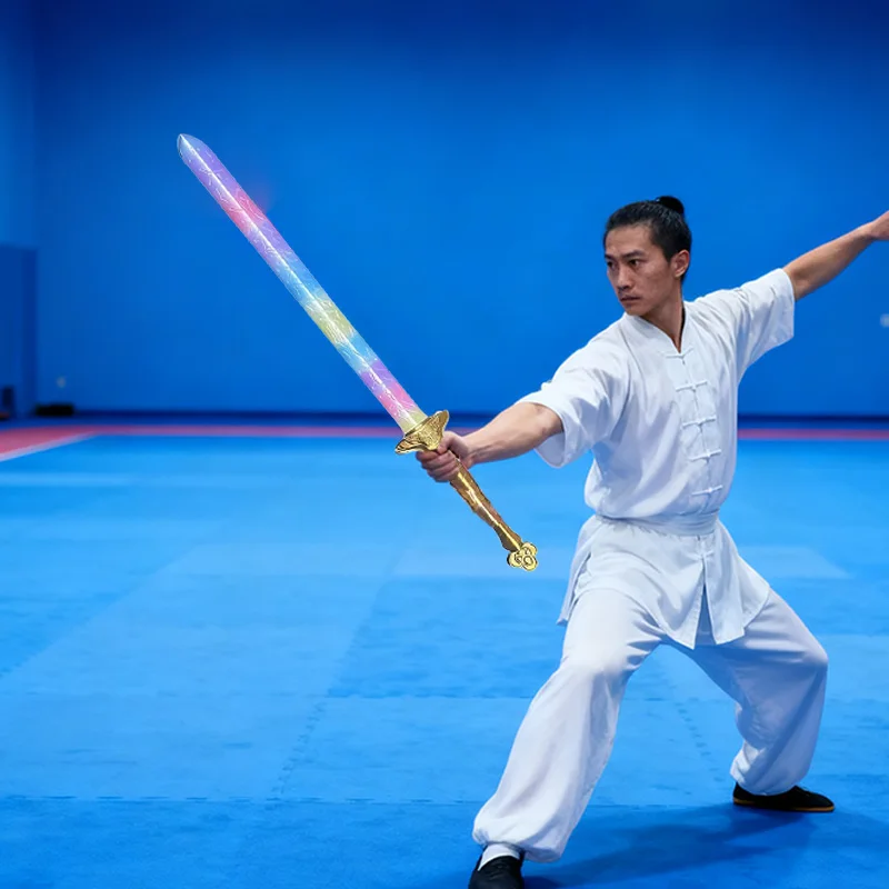 

​ ​ Фэнтезийный меч с радужным градиентом - китайский узел, поммель и небесное выгравированное лезвие, реквизит для косплея для домашнего декора в стиле аниме ​ ​ ﻿