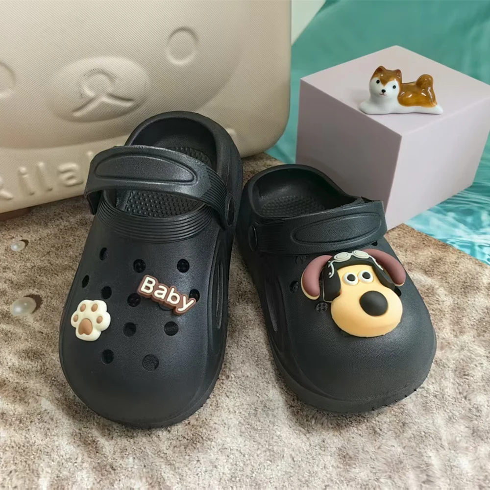

MINISO Big Eared Dog Children Summer Vacation Beach and Pool Sandals Gift Slippers Girls/Boys Slippers Non-Slip Soft Shoes