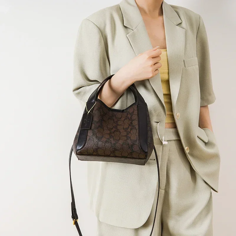 حقيبة تسوق راقية للنساء، محفظة ماسنجر، لون سادة، تصميم عصري واسع جدًا #1