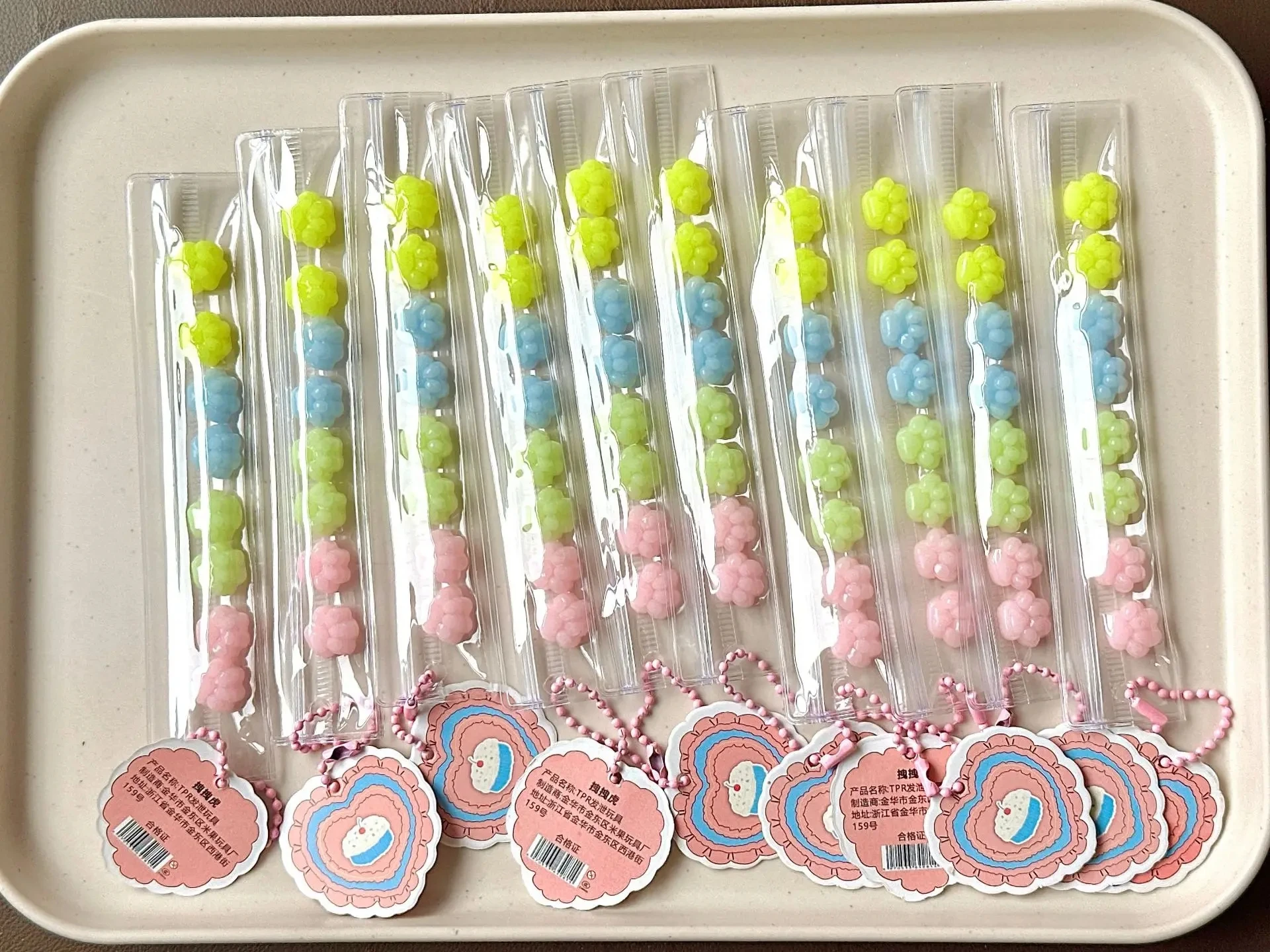 7 stks/zak Super Leuke Mini Bitterkoekje Kat Poot Sticky Squeeze Speelgoed Kawaii Zachte Realistische Kat Poten Squish Fidget Stress Relie speelgoed Geschenken