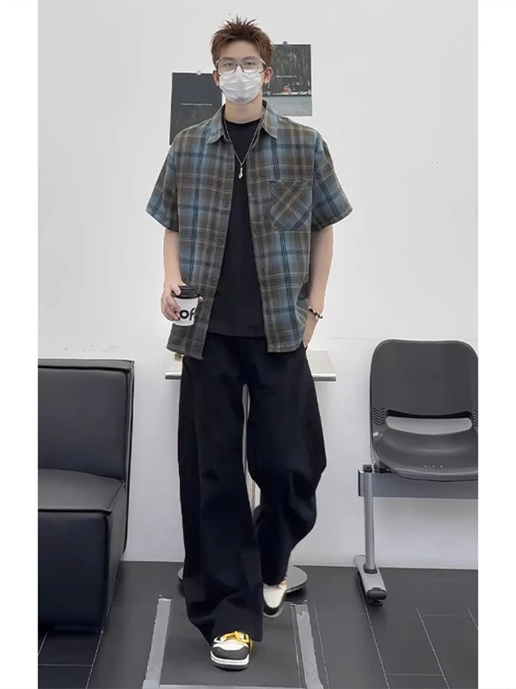 

Сине-коричневая клетчатая рубашка с коротким рукавом для мужчин, летняя, в американском ретро-стиле, с защитой от солнца, легкая, для пар, верхняя одежда, приталенный крой, молодежная.