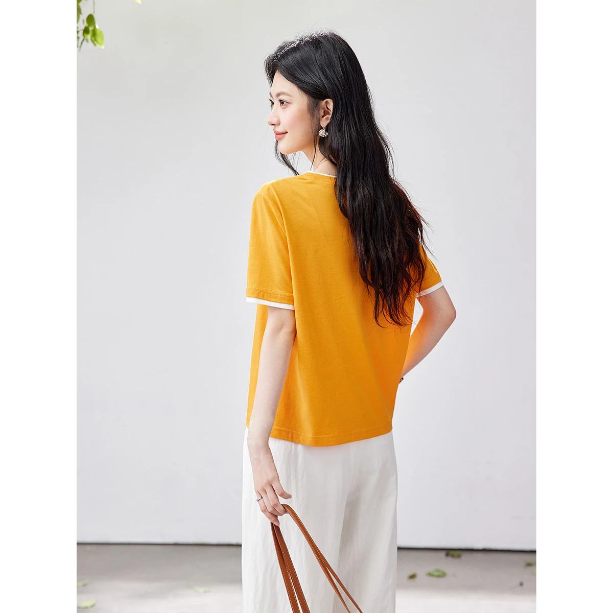VIMLY Women's Minimalism Short Sleeve Top 2026 Summer New Fashion Versatile Contrast Trim Round Neck Casual Office T-shirt A6208