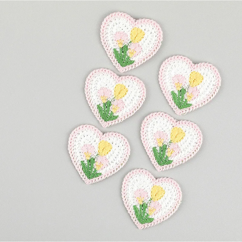 10 Stuks Geborduurde Tulpenbloem Liefde Badge Geweven Label Doek Applique Bloemstuk Diy Krans Hoofdtooi Schoenen Tas Decoratie