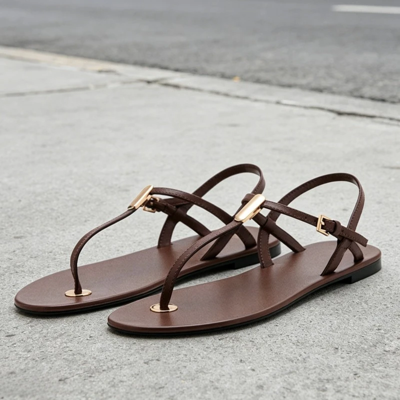 

Fashion Metal Detail Flat Sandals for Women Summer Casual Clip Toe Back Strap Beach Shoes Comfortable Non-slip Sandalias Mujer