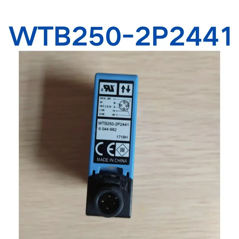 

Used WTB250-2P2441 Photoelectric sensor Test Ok Quick Shipping