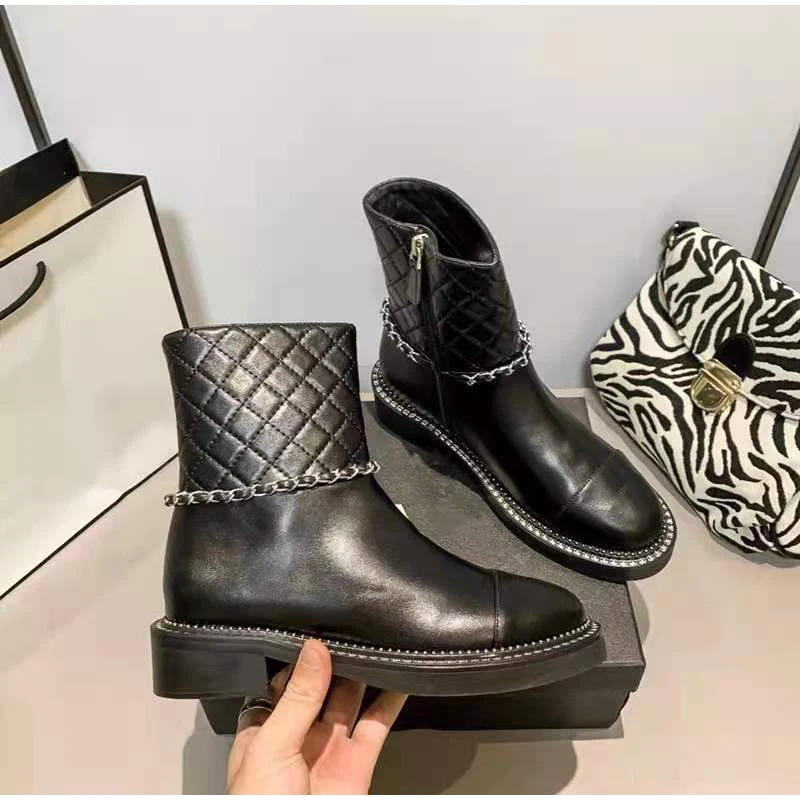 2023 Fashion Luxury Brand Women Ankle Boots High Quality Leather Autumn Mid-Calf Boots Side Zipper Chain New Design Black Shoes