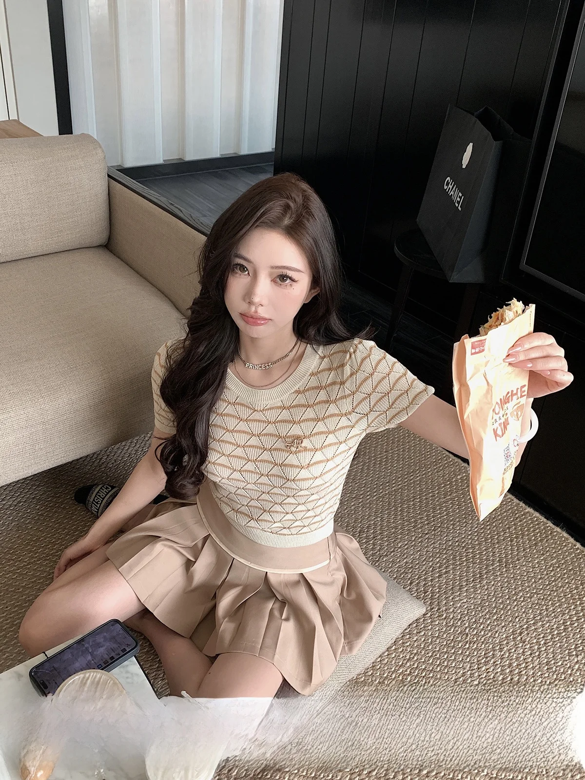 

Qiu Rou Yao Retro Striped Knitted ort Sve round Ne Top with Pleated Skirt Two Piece Set Summer Slimming Women's Faion