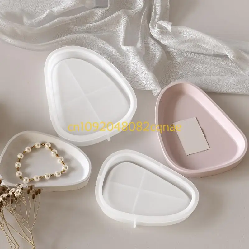 Multipurpose Silicone Oval Plate Tray Enhances Atmospheres Accessory for Home Use and Professional Party Planning