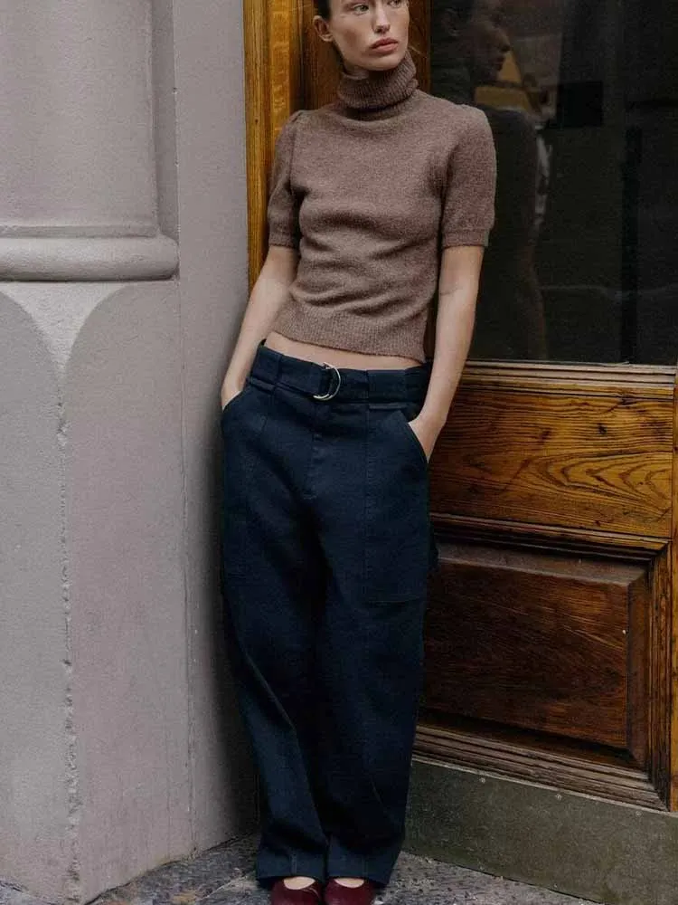 

European and American style winter new fashion women's casual simple stand collar bubble short sleeve knit top