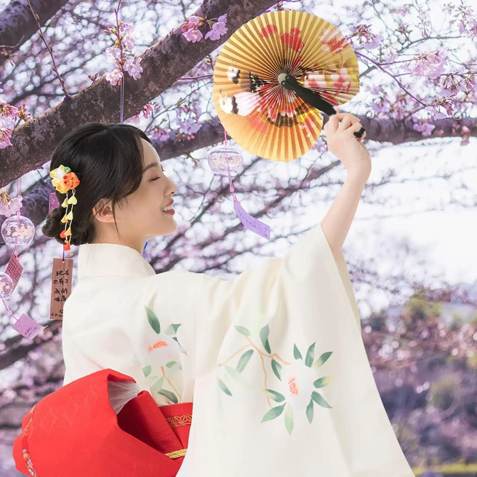 小さな丸い扇子,中国のレトロな風機,折りたたみ式ハンドスタイル,結婚式,j9o7,1個