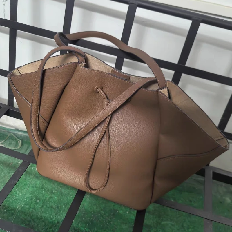 Spring 2026 New Women's Bag Designer Large Capacity PU Leather Simple Tote Purse Fashionable Casual Drawstring Commute Bag