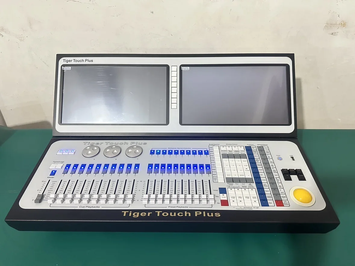 Double screen tiger console, stage lighting console, bar-specific tiger double screen, one-click lifting of the lighting console
