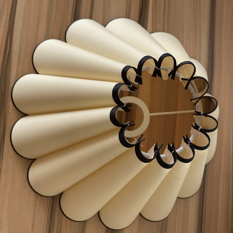 E27 Fabric Petal Lampshade For Table Lamps Floor Lamps Chandeliers Bedside Lamps Ceiling Lamps LED Lamp Shade Replacement