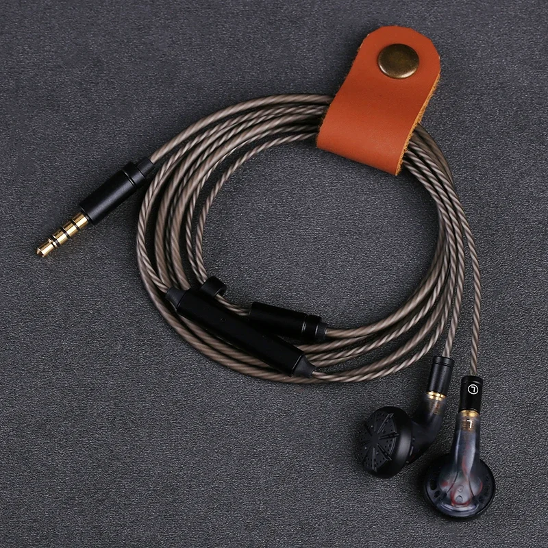 Earphone Wired With Mic Phone Call Button Controls Music Quality Sound HIFI Earphone 3.5mm Detachable cable