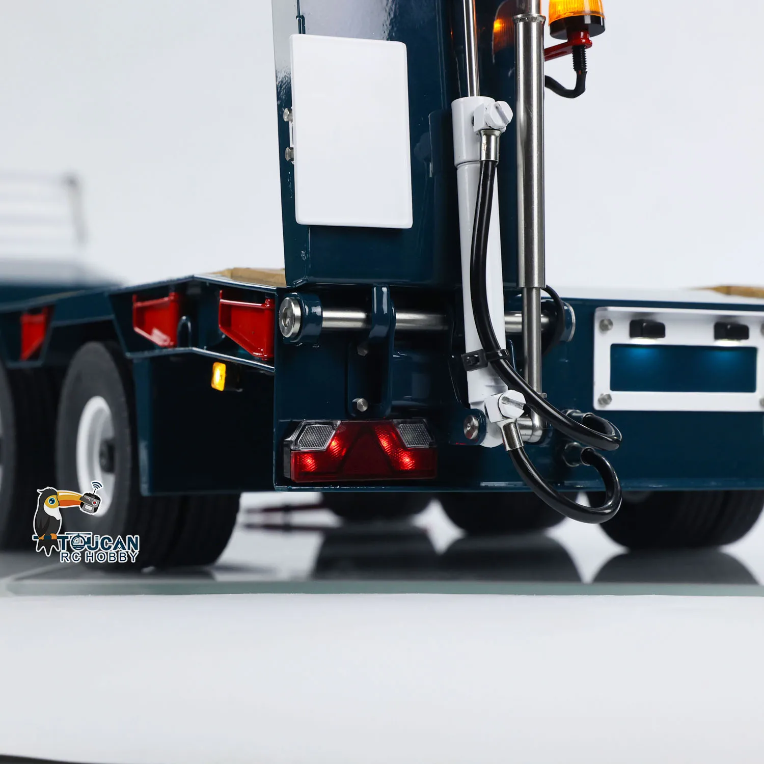 

NEW 1/14 LESU Metal Trailer Hydraulic Lifting Tailboard Painted Assembled Light System for RC Tractor Truck Car RC Toys Model