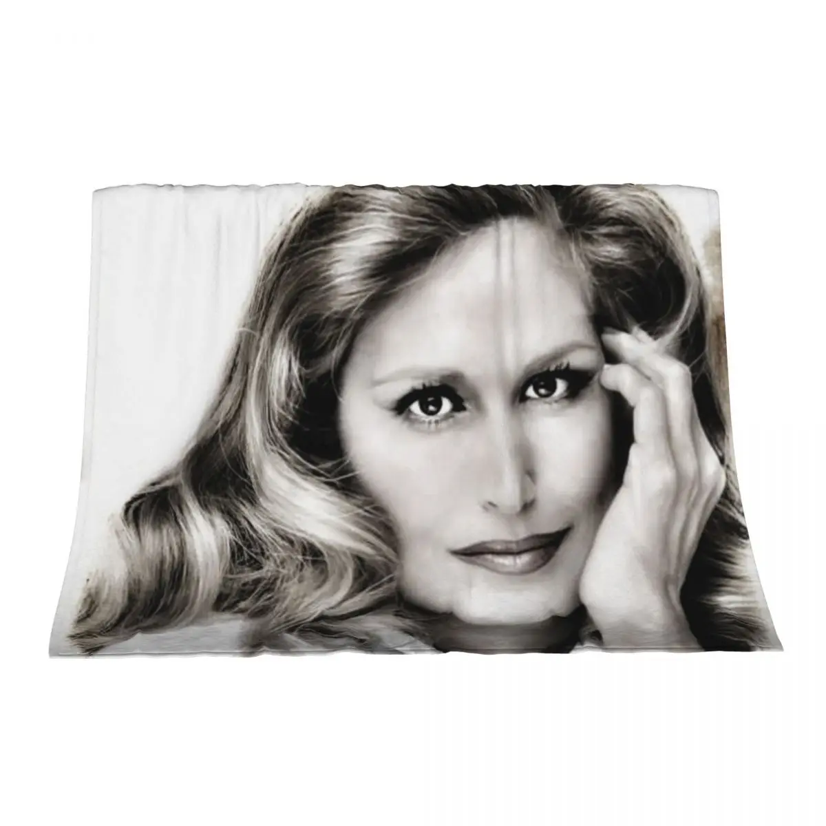 

Dalida Throw Blanket manga Furrys Cute Bed covers Blankets