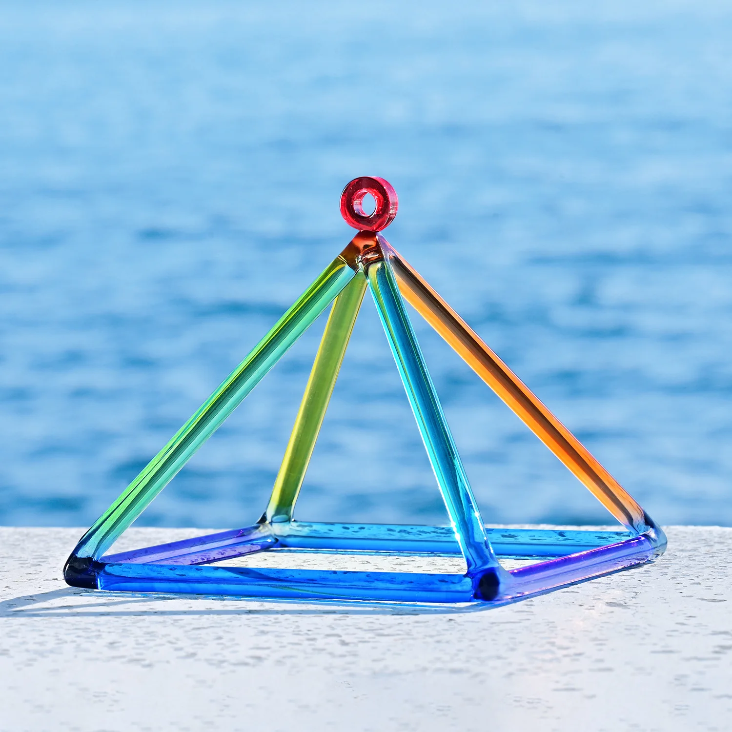 Color red crystal pyramid/sound therapy meditation yoga music tripod/crystal percussion instrument