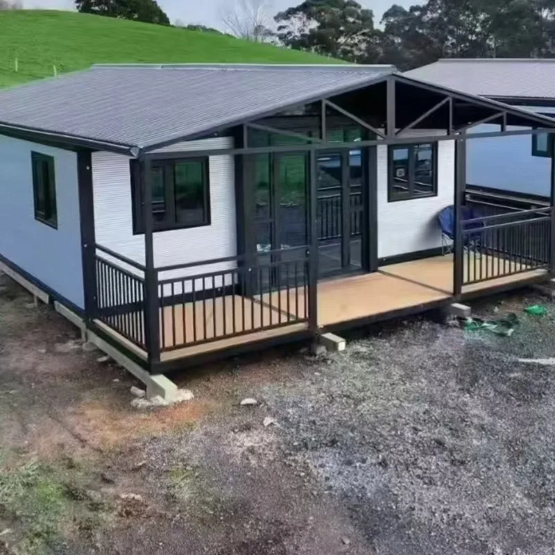 YG Customized Ready Made 40Ft 20Ft 30Ft Prefabricated Mobile Living Container Expandable House 2 3 4 Bedroom Portable Home