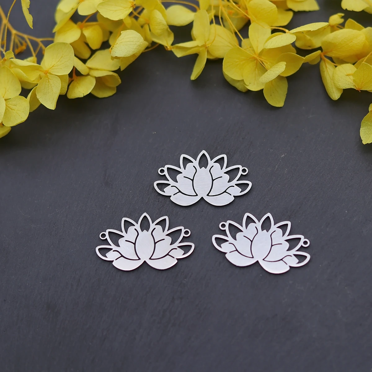 3 قطع رائعة تميمة زهرة اللوتس لتقوم بها بنفسك اكسسوارات الفولاذ المقاوم للصدأ قلادة جالبة للحظ لصنع المجوهرات أساور قلادة المواد #3