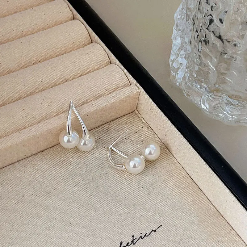 S925 sterling silver niche design sense pearl earrings for women's light luxury f temperament versatile earrings