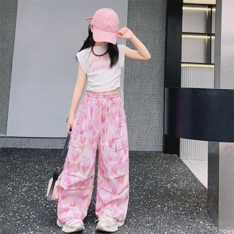 

Летний новый комплект женских брюк-карго 2026 года для детей 5-12 лет: модные функциональные брюки со съемным жилетом, свободный крой, широкие штанины