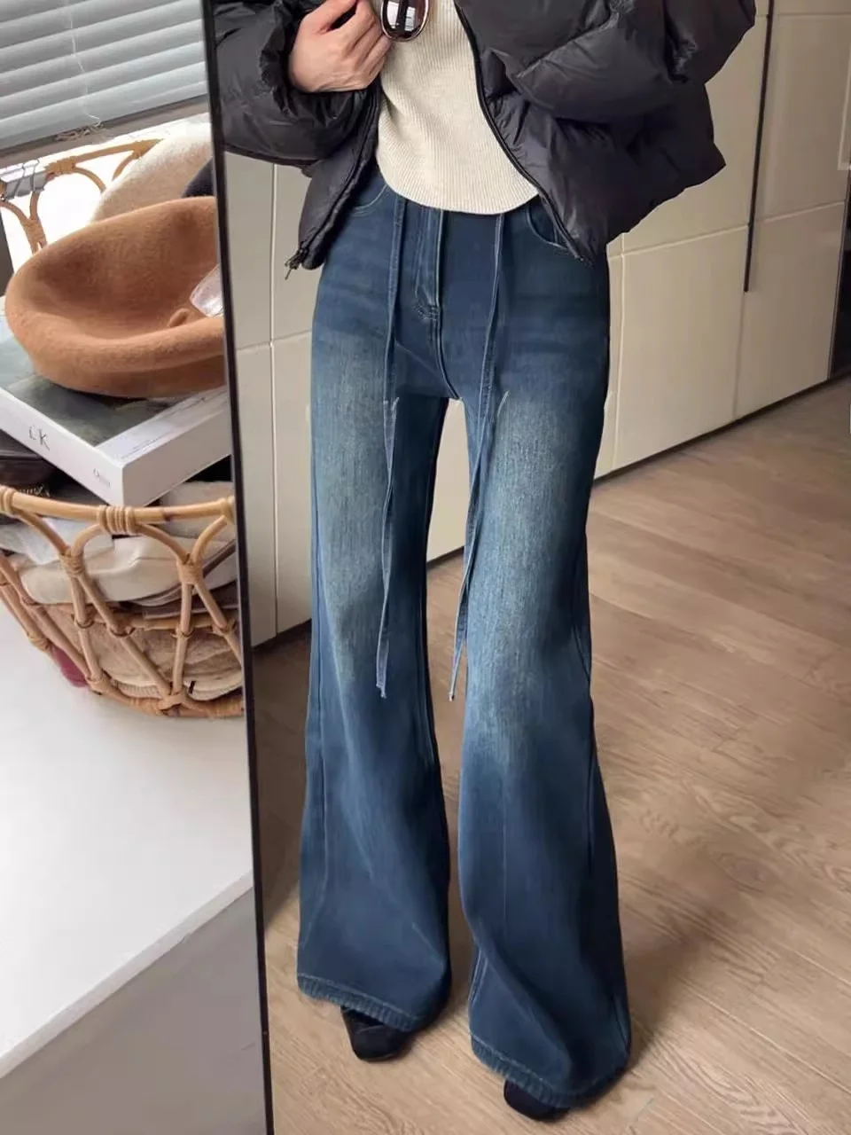 

Retro High Waist Drawstring Fleece Lined Straight Leg Denim Jeans Women's Loose Fit Wide Leg Pants Autumn New Style Warm