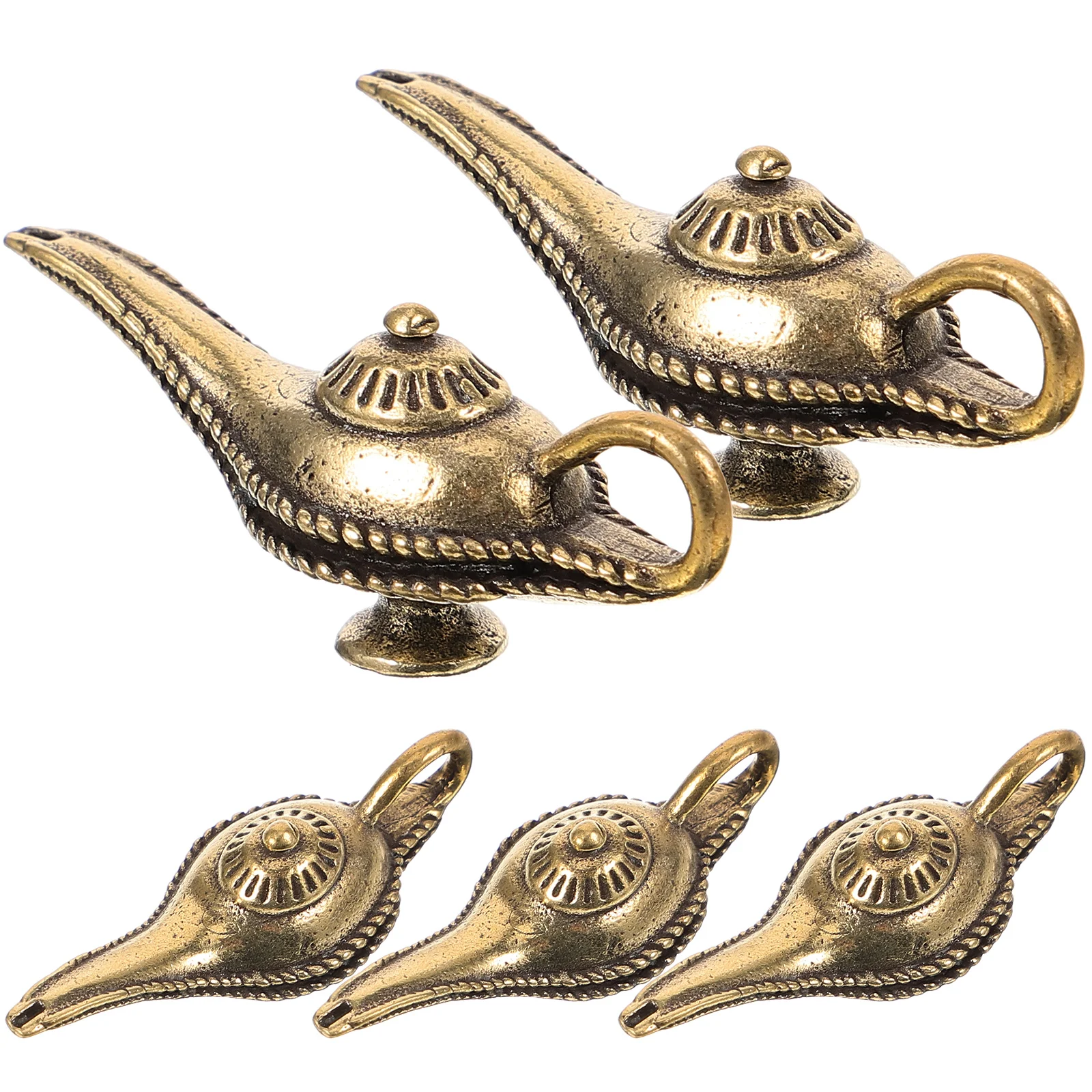 

5pcs Brass Vintage Keychain Pendants Decorative Hanging Ornaments Copper Keyring Accessories