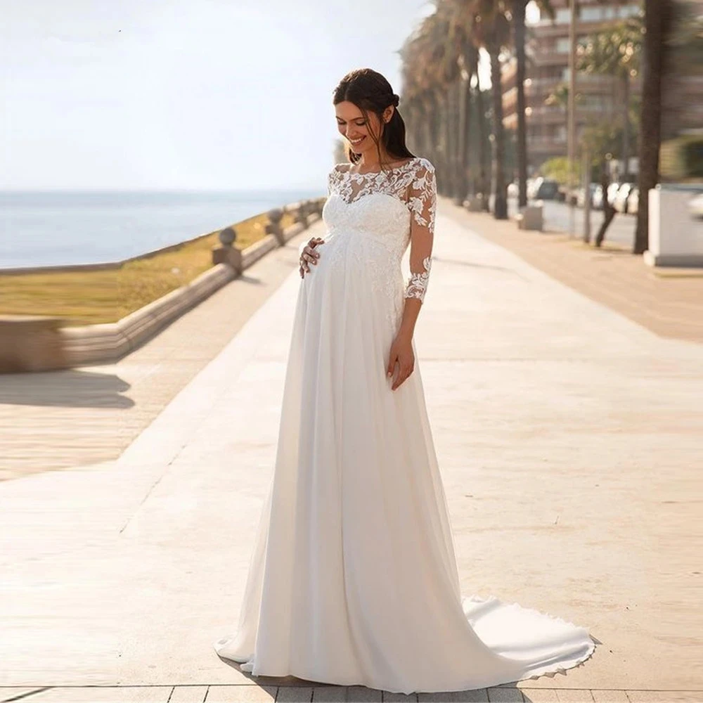 Robe de mariée en dentelle bohème à manches longues, magnifique, charmante, transportée, pour future mère, pour les patients de plage, sur mesure, 2023