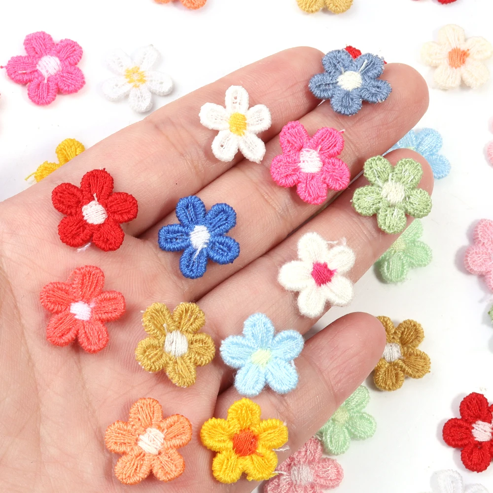 

30/60Pcs 1.5cm Lace Flower Embroid Patches for Wedding Handmade Decor Clothing Sewing Colorful Flower Appliques