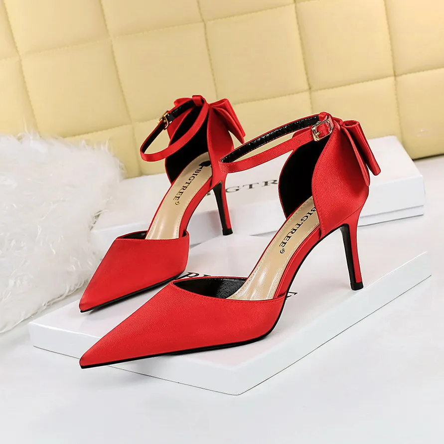 

Women's stiletto heels, pointed toes, satin open-back strappy sandals with a bow