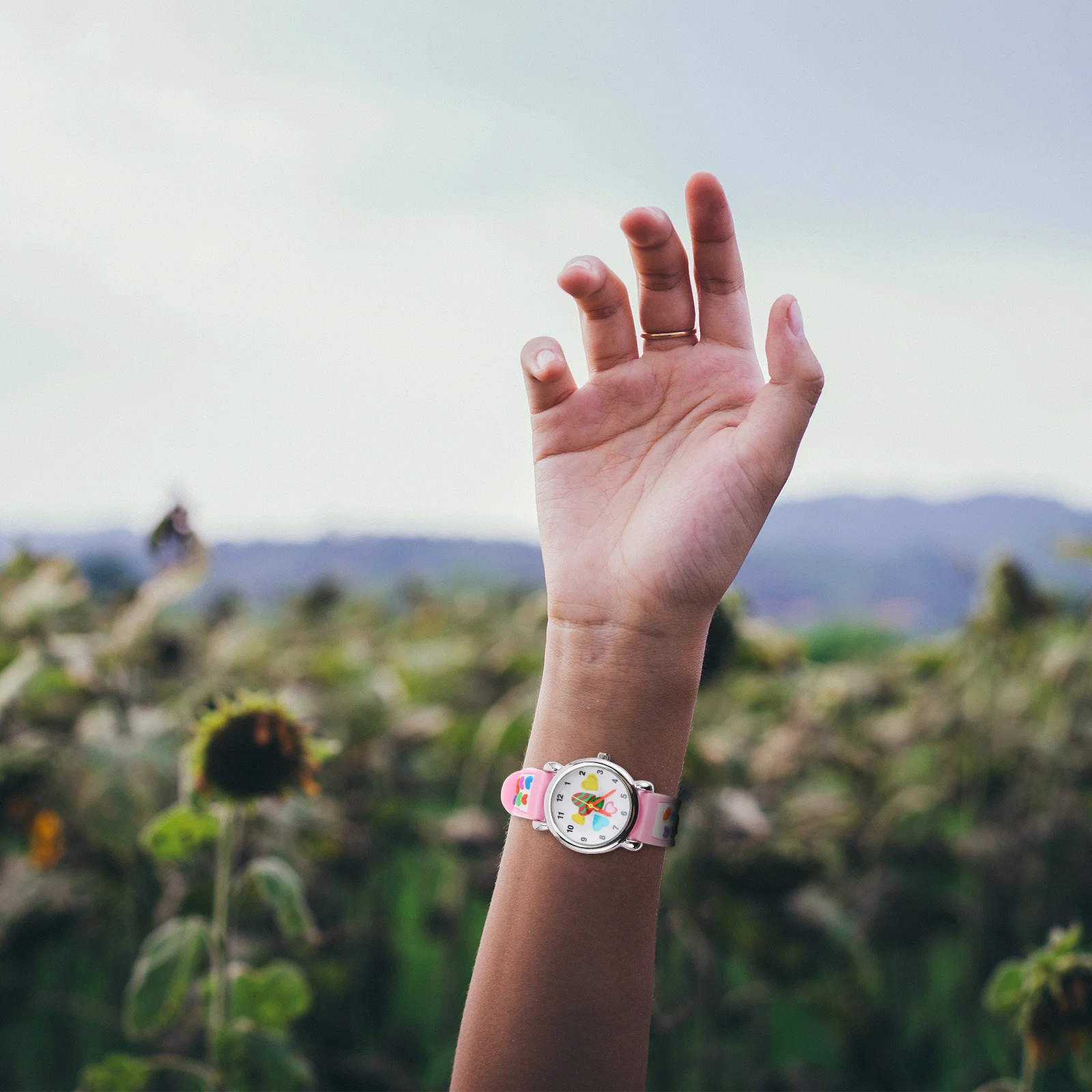 Heart-Shaped Kids Cartoon Waterproof Quartz Children Watch Gift Kids Watch Gift For Girls Birthday Christmas Party